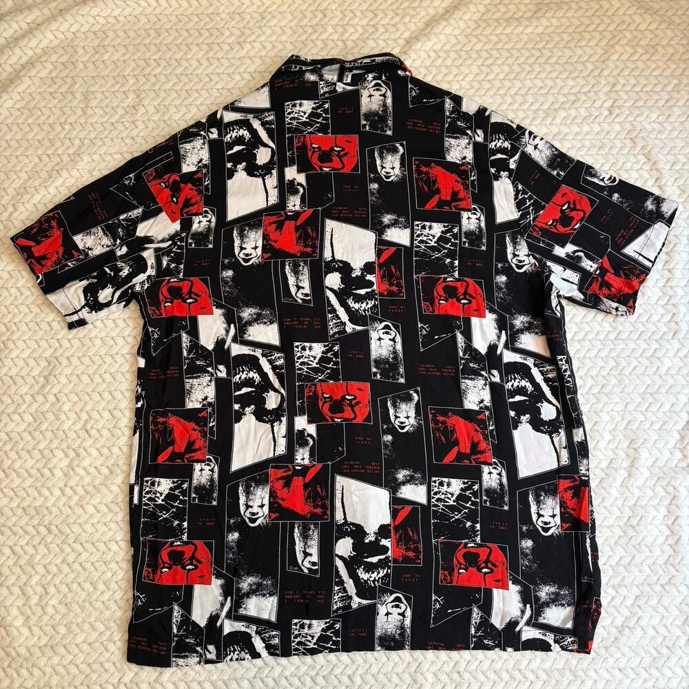IT shirt PENNYWISE, THE CLOWN men’s large Shirt Short Sleeve button Up - Picture 7 of 8